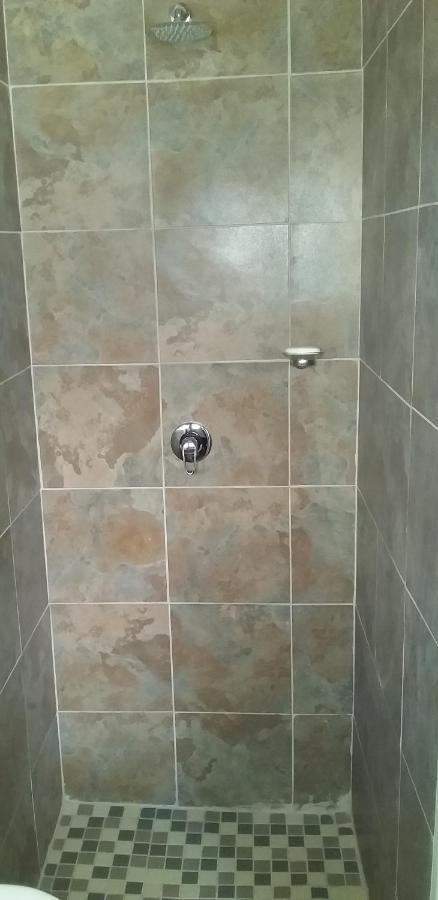 B&B 464 On 22Nd Ave Pretoria-Noord Eksteriør bilde