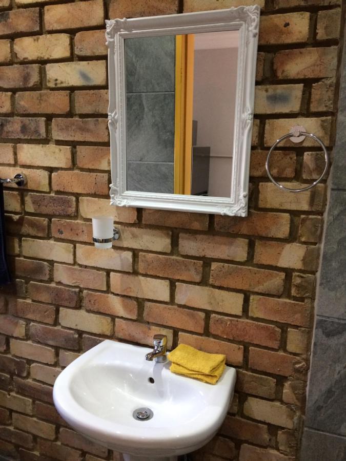 B&B 464 On 22Nd Ave Pretoria-Noord Eksteriør bilde